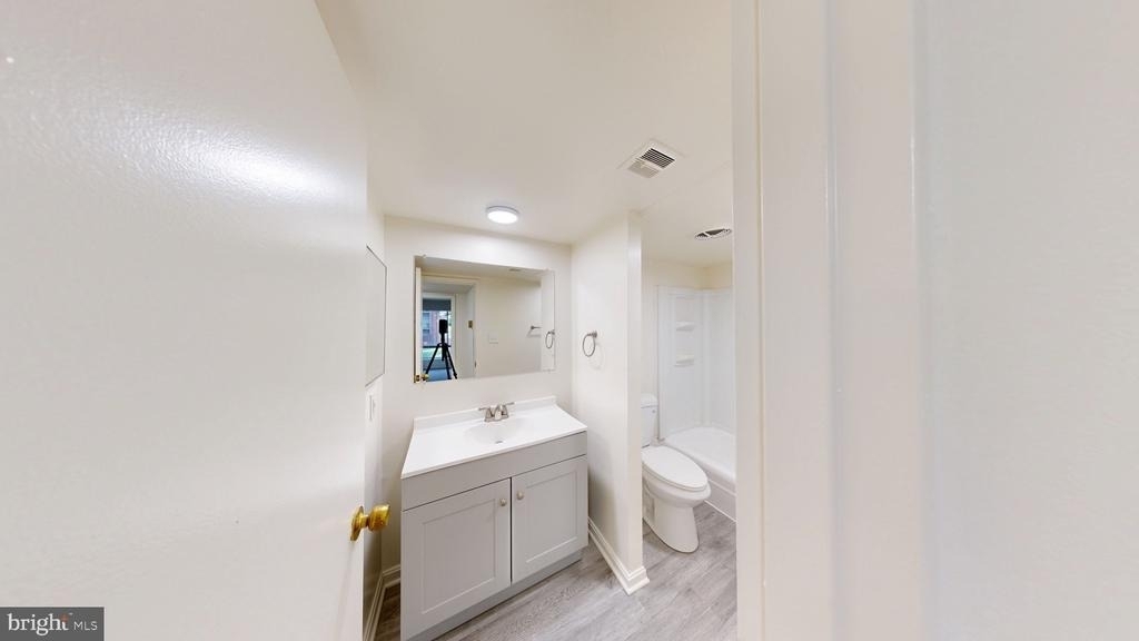 8435 Greenbelt Road - Photo 4