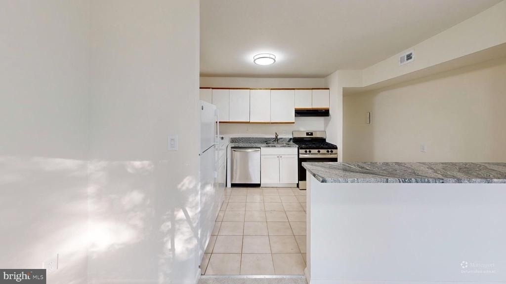 8435 Greenbelt Road - Photo 2