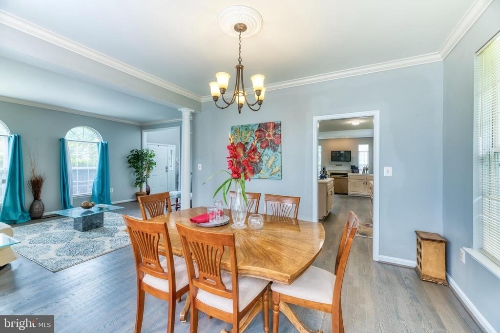 8911 Dangerfield Place - Photo 12