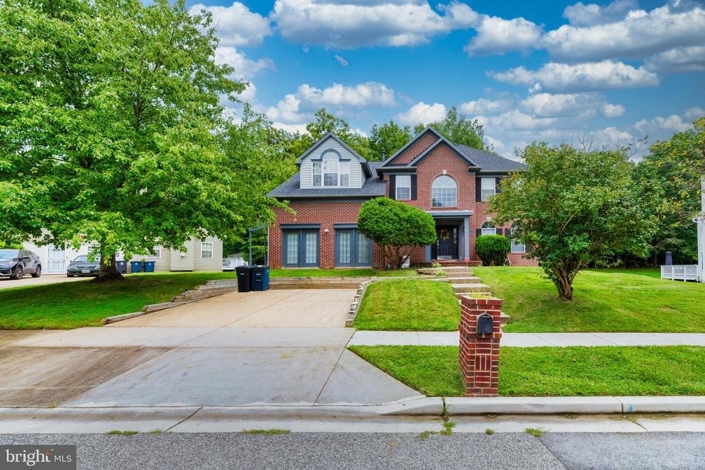 8911 Dangerfield Place - Photo 2