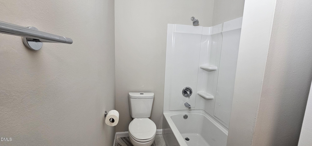 220 Elizabeth Street - Photo 23