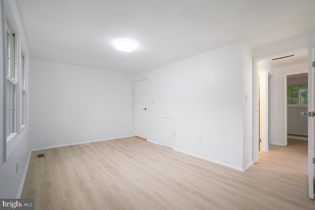 10214 Millstream Drive - Photo 12