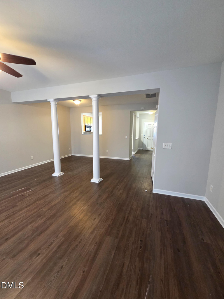 131 Anterbury Drive - Photo 9