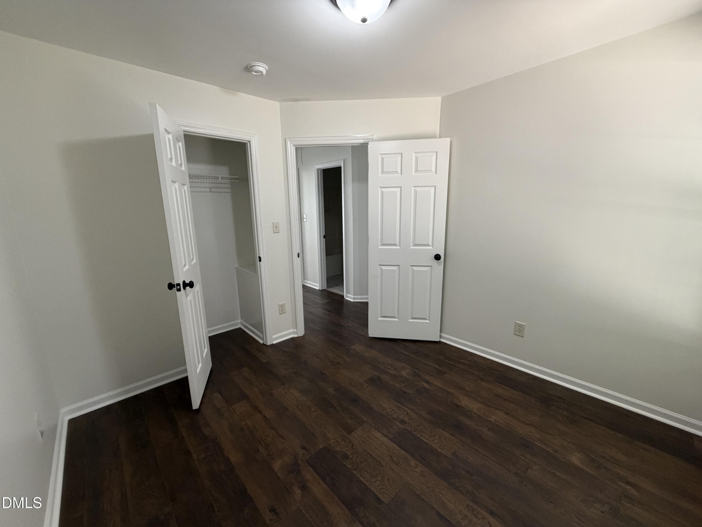 704 Southampton Drive - Photo 7