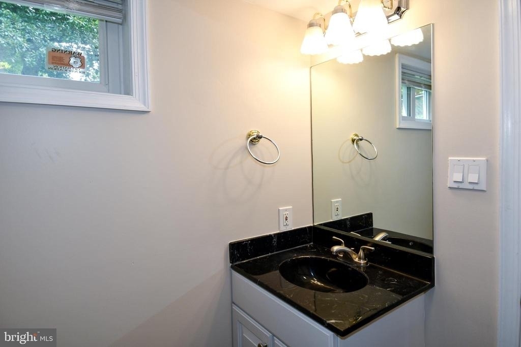 9607 Dilston Road - Photo 33