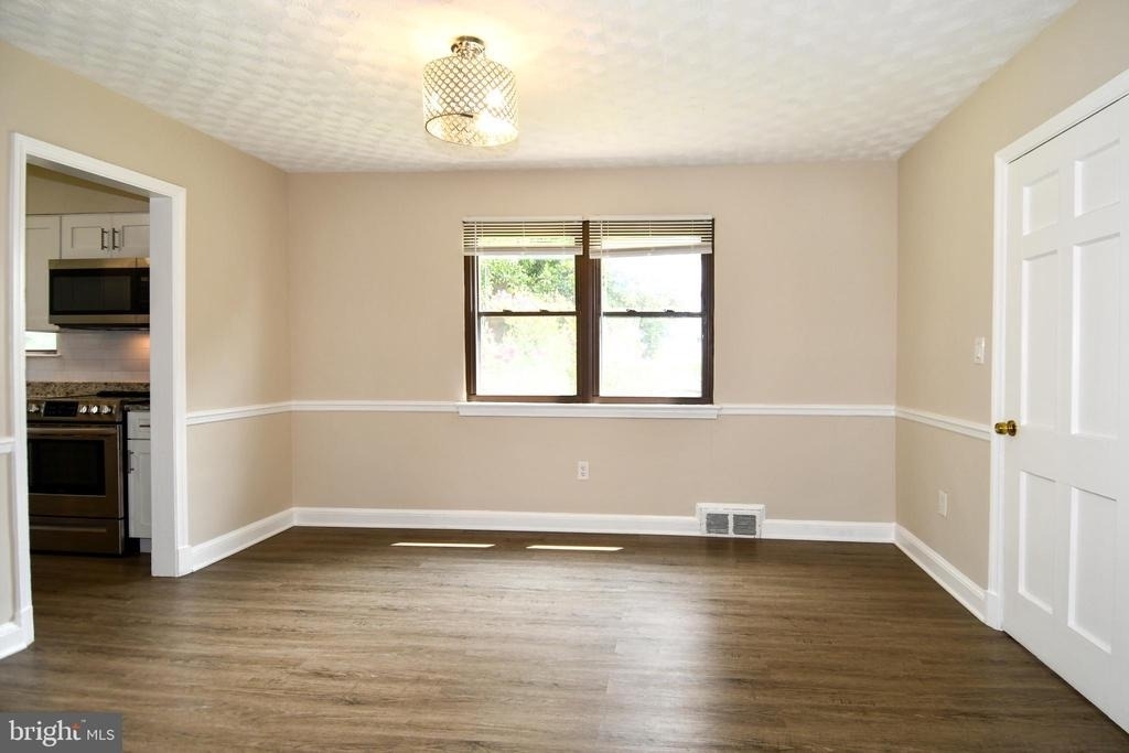 9607 Dilston Road - Photo 6