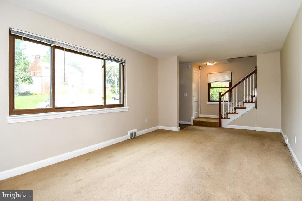 9607 Dilston Road - Photo 3