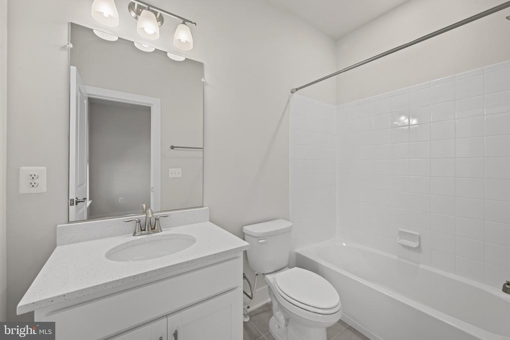 148 Stowe Drive - Photo 32