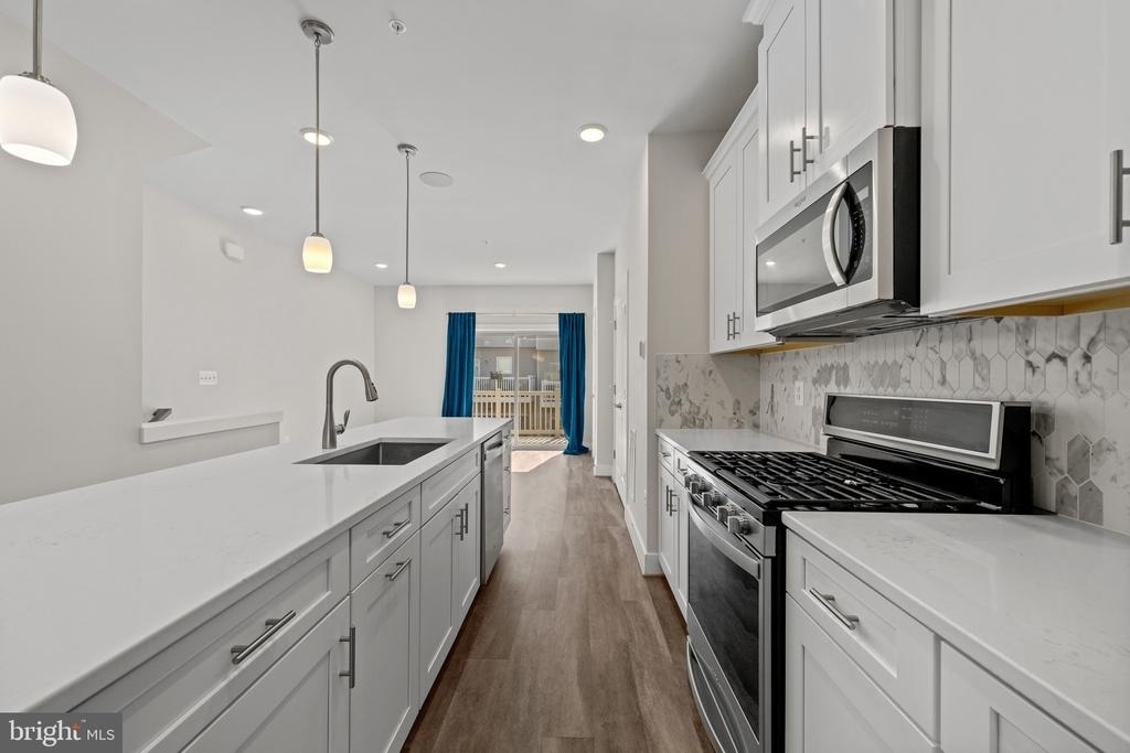 148 Stowe Drive - Photo 15