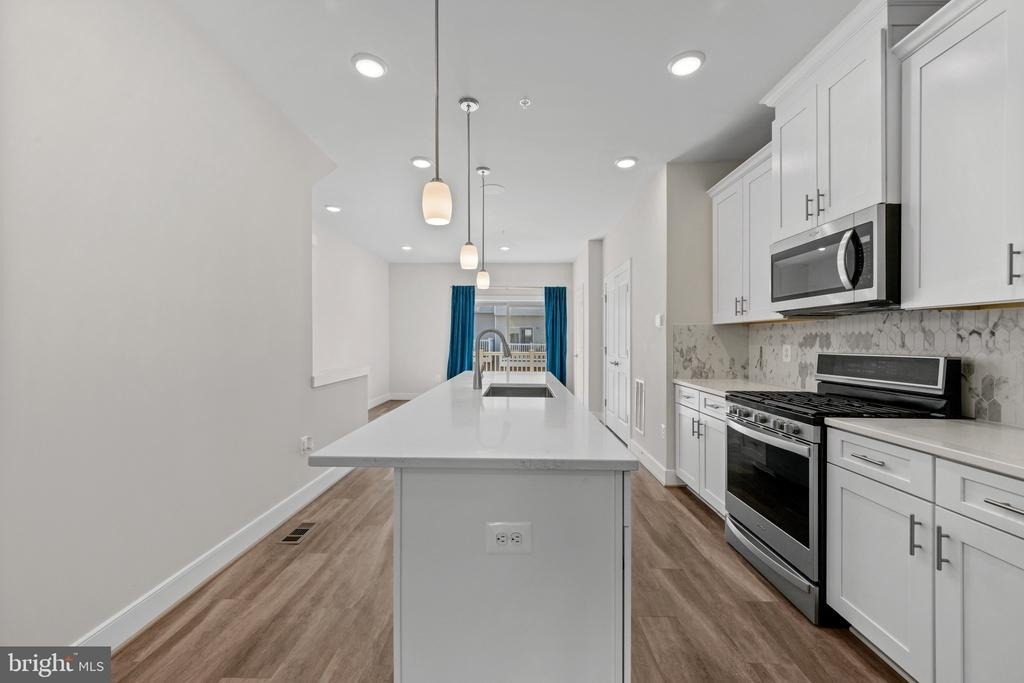148 Stowe Drive - Photo 13