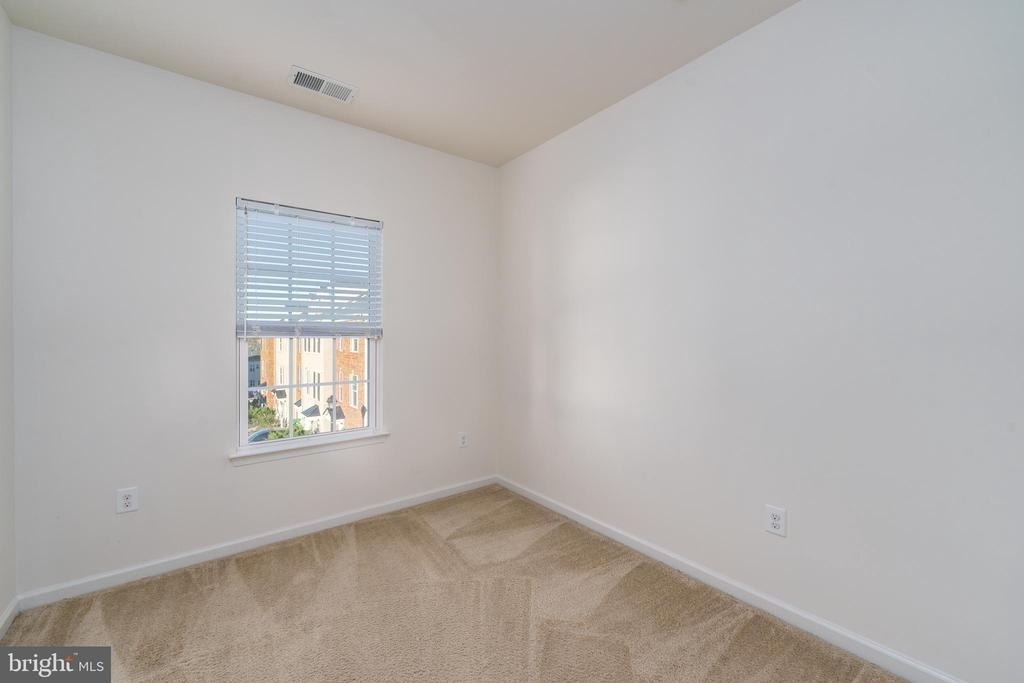 3223 Clear Spring Drive - Photo 28