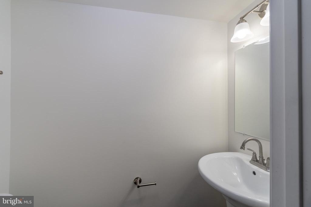 3223 Clear Spring Drive - Photo 18