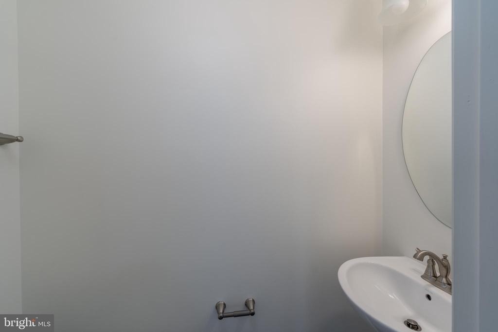 3223 Clear Spring Drive - Photo 3