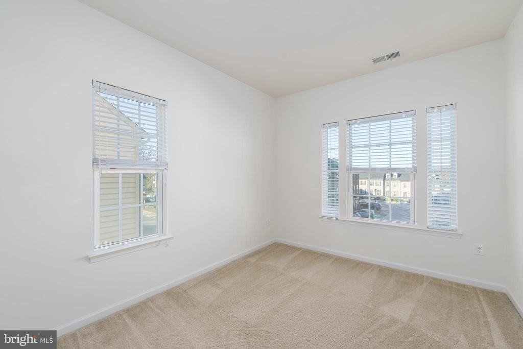 3223 Clear Spring Drive - Photo 26