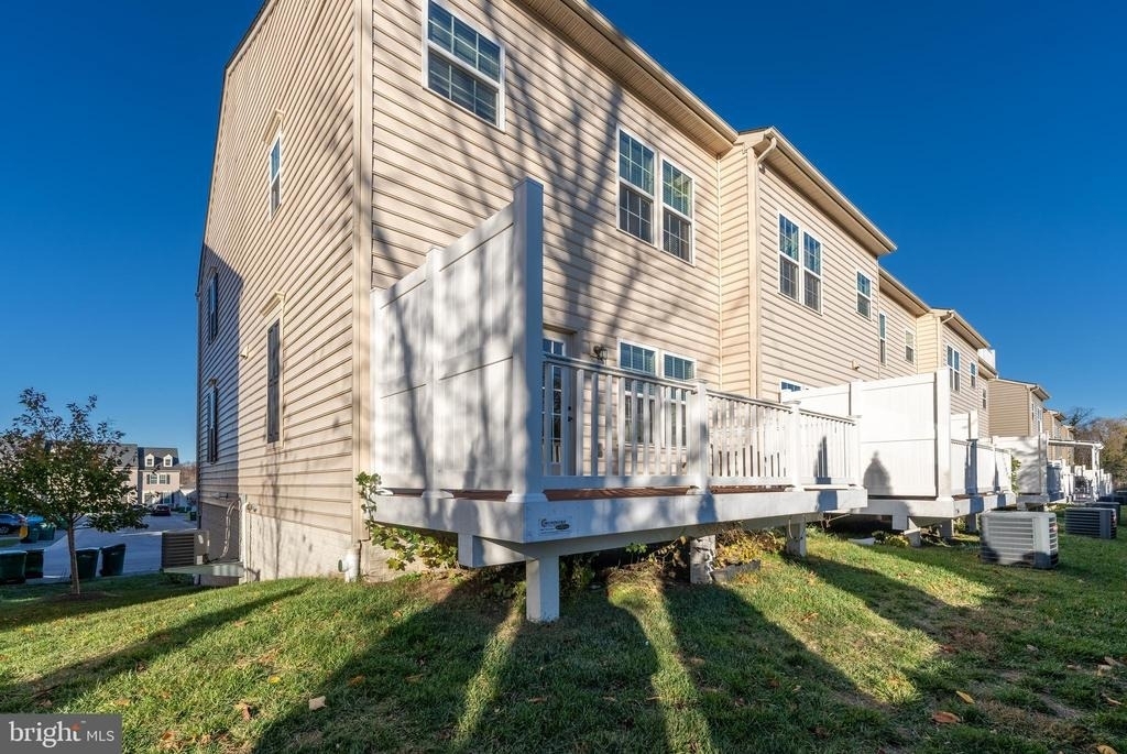 3223 Clear Spring Drive - Photo 31