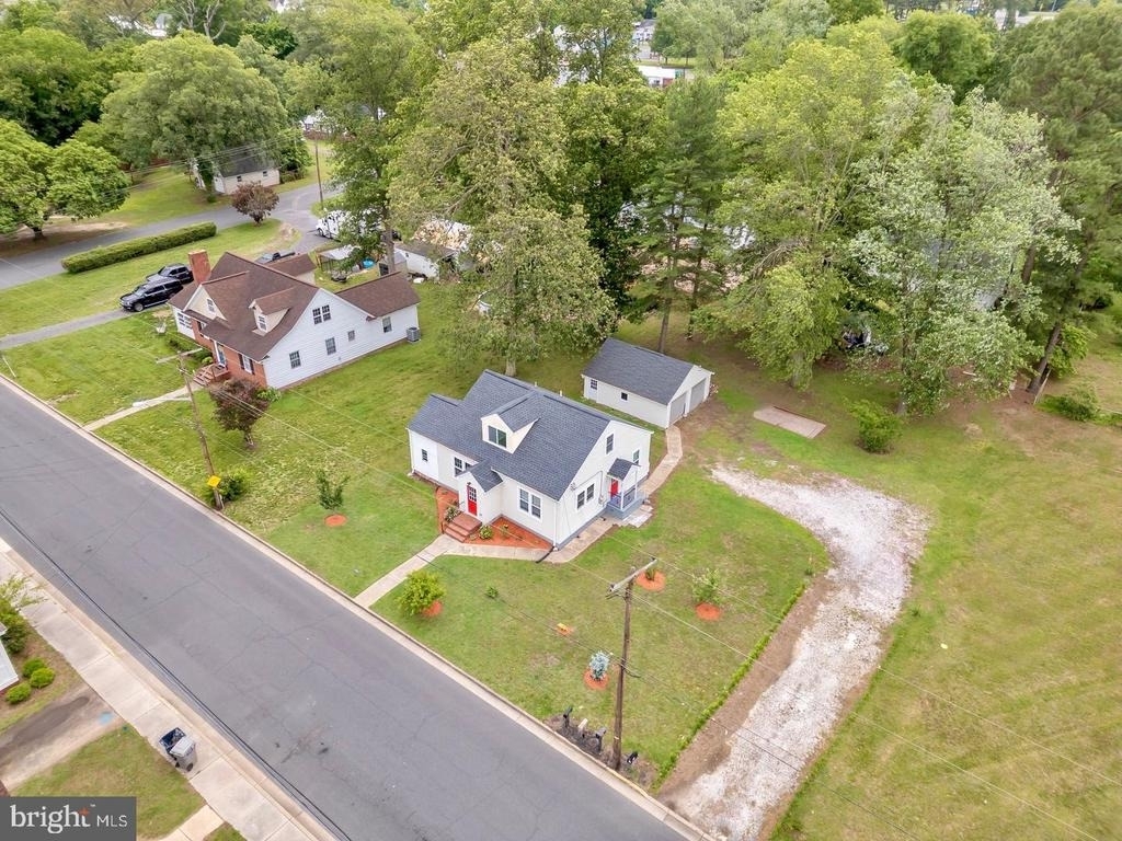 202 Oak Street - Photo 3