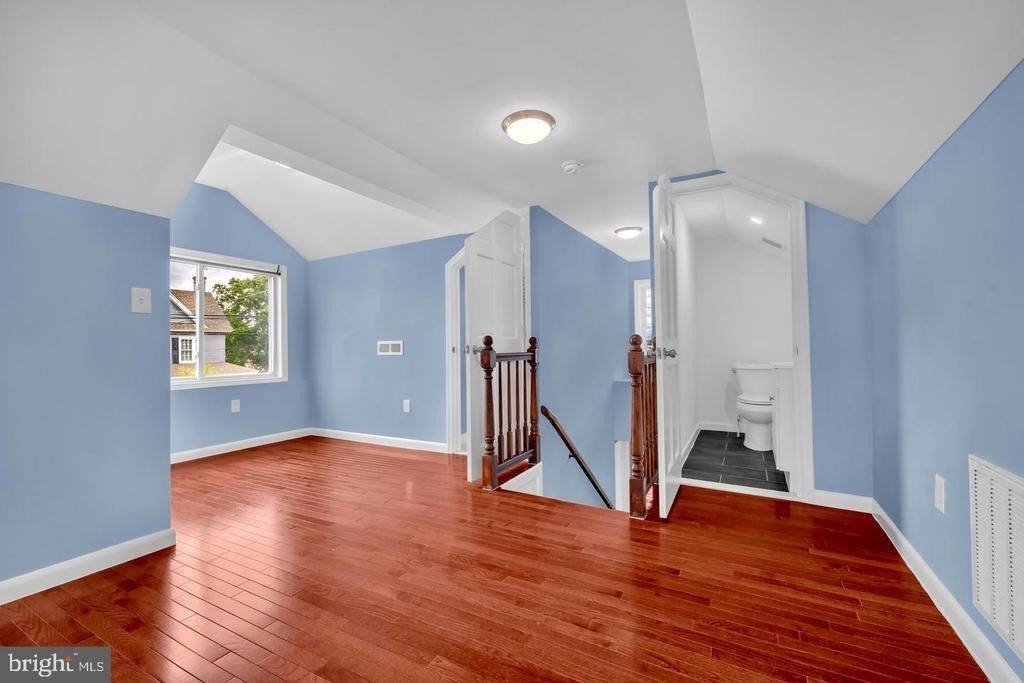 202 Oak Street - Photo 26