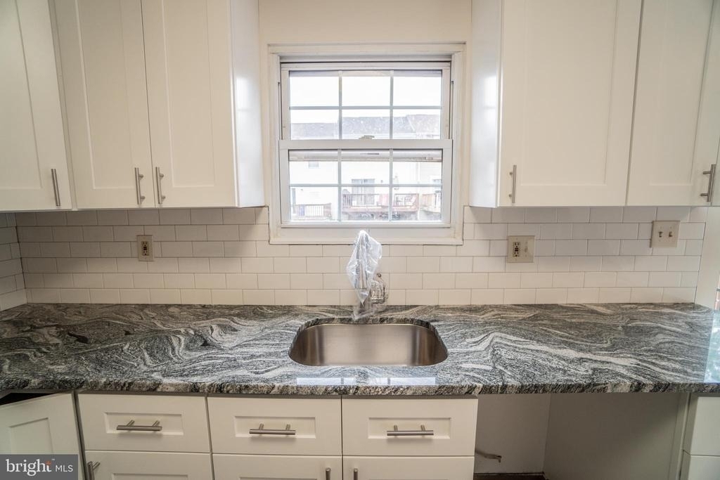 6 Piedmont - Photo 6