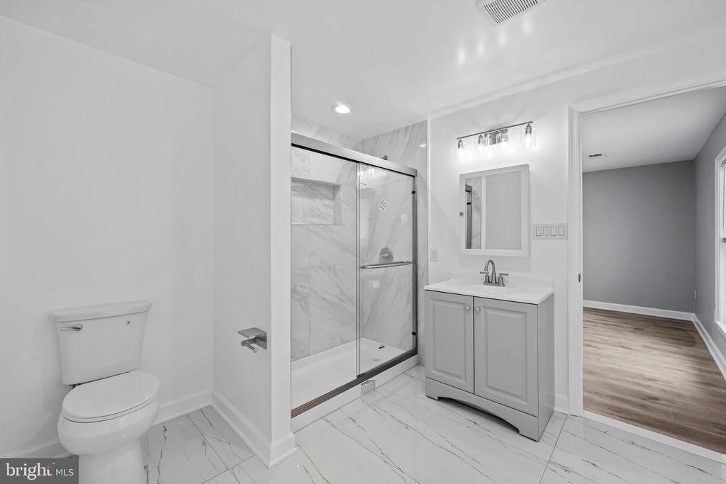 1520 Dorchester Avenue - Photo 30