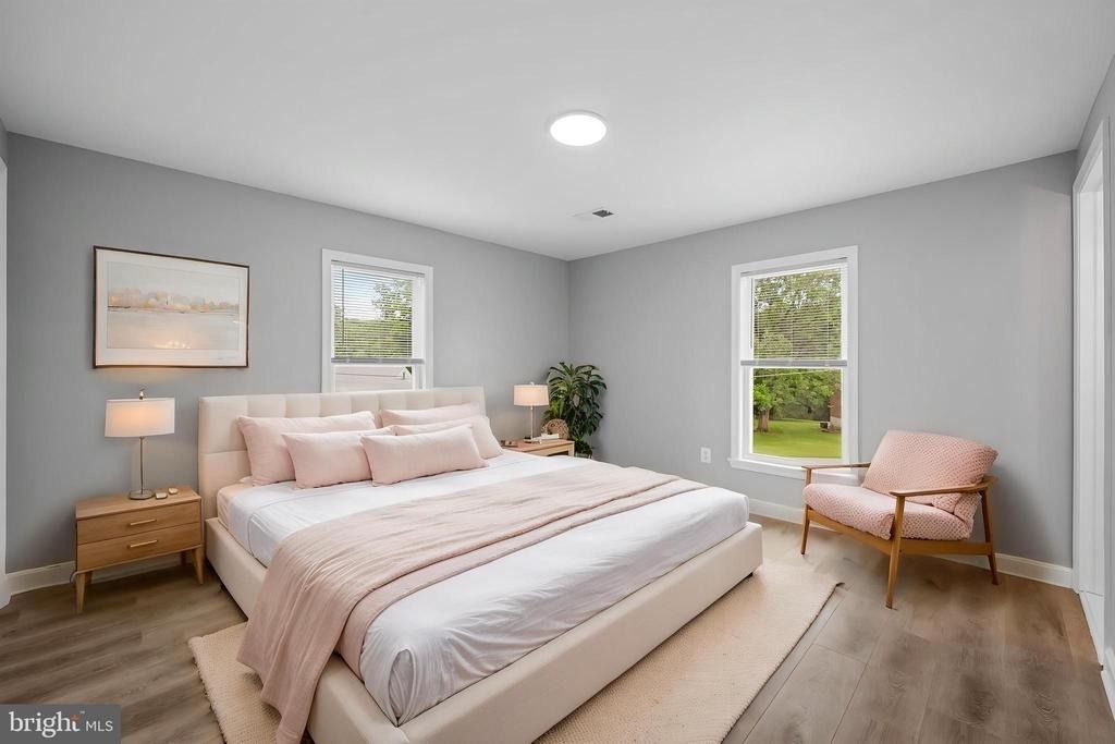 1520 Dorchester Avenue - Photo 45
