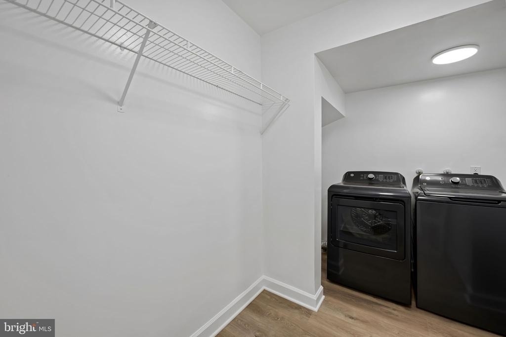 1520 Dorchester Avenue - Photo 33