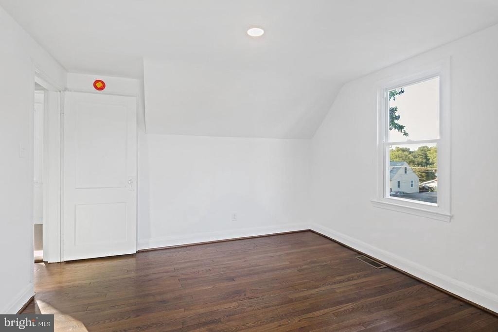 423 Ingleside Avenue - Photo 14