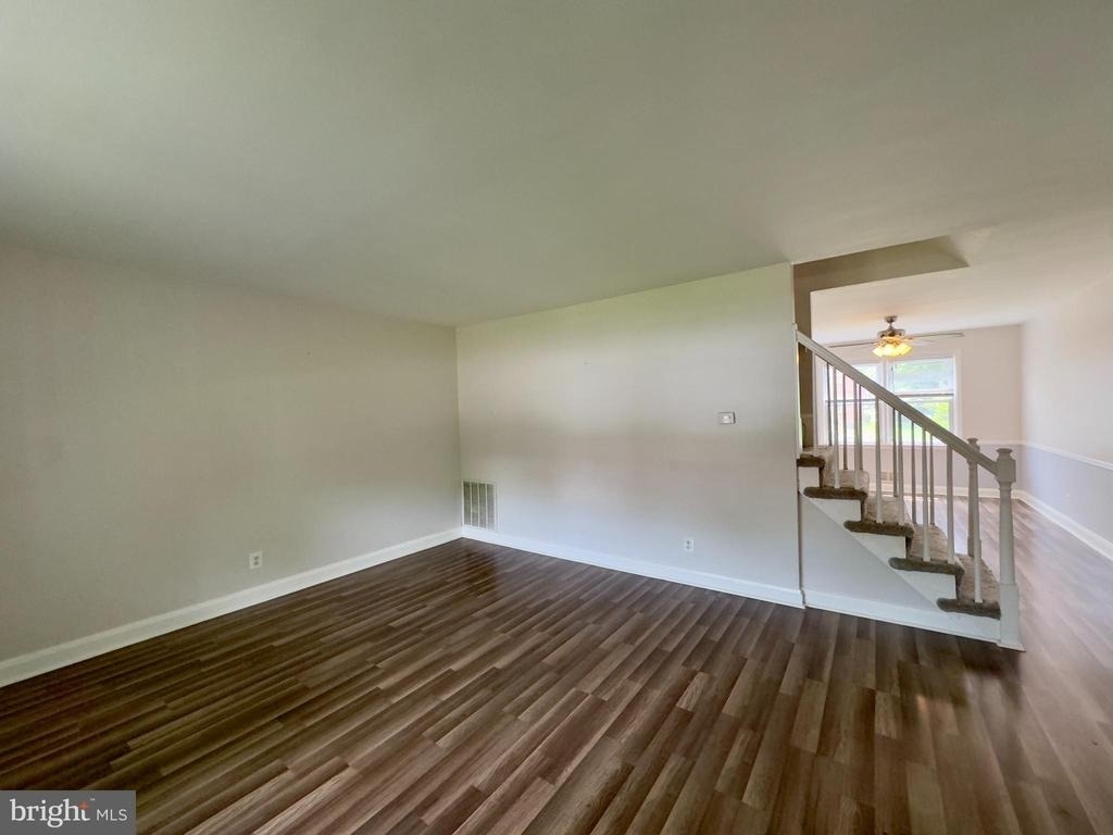 11 Wilfred Court - Photo 3