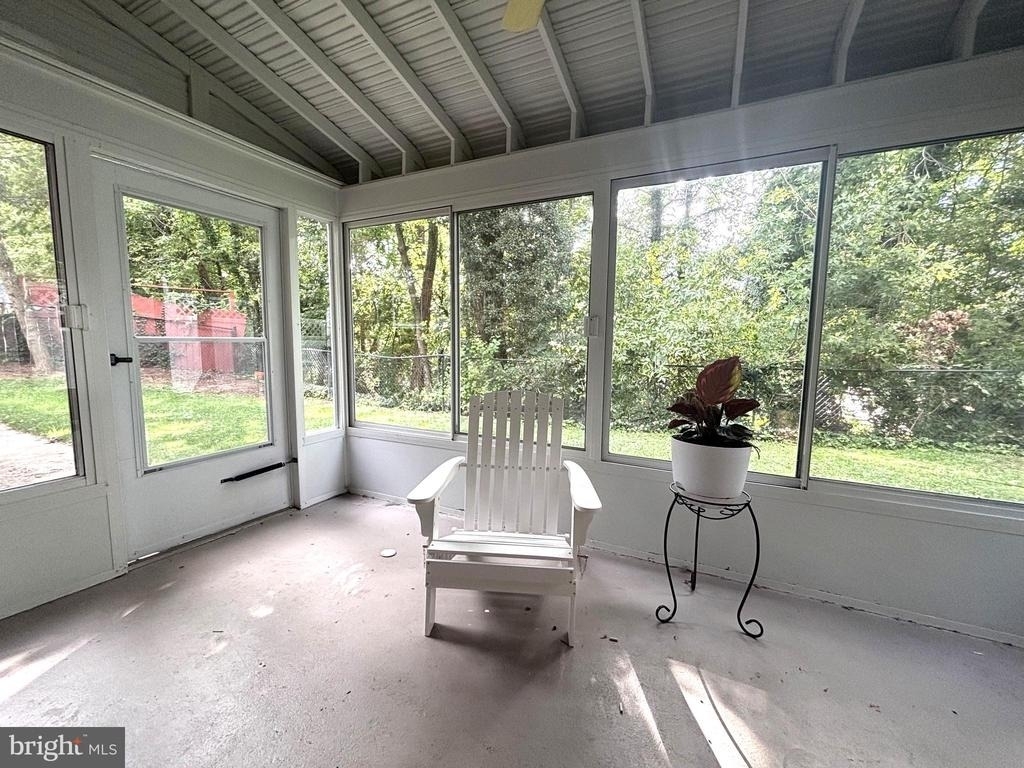 428 Montemar Avenue - Photo 9