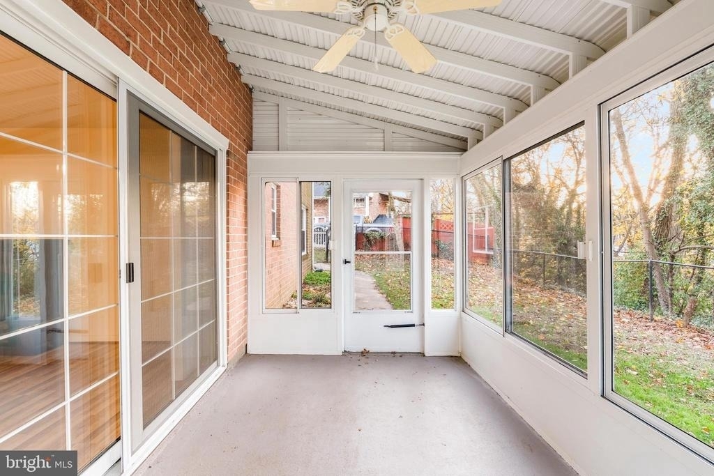 428 Montemar Avenue - Photo 10