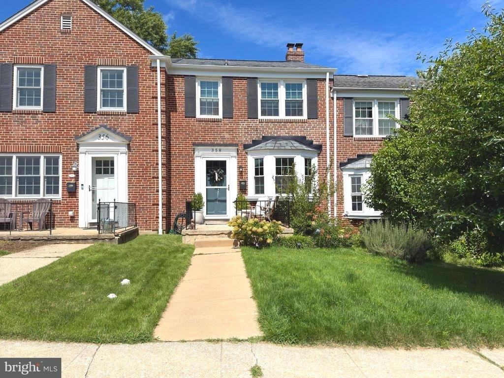 358 Old Trail Road - Photo 0