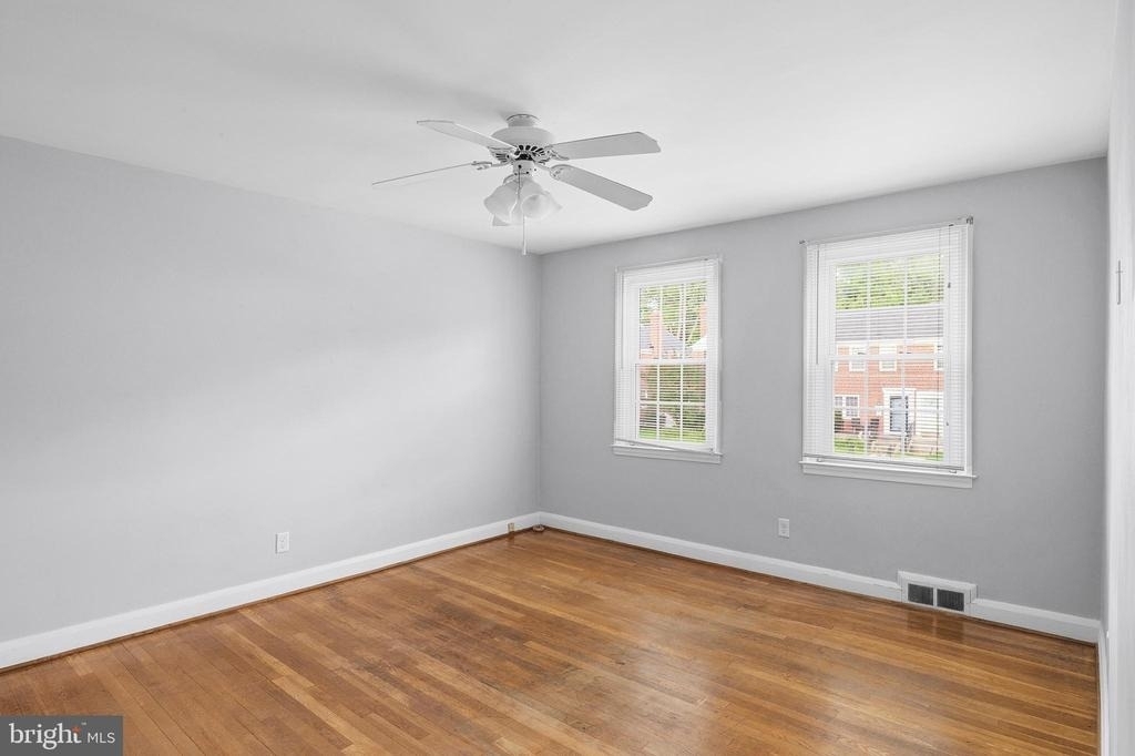 1865 Edgewood Road - Photo 9