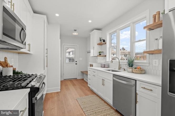 404 Lyman Avenue - Photo 1