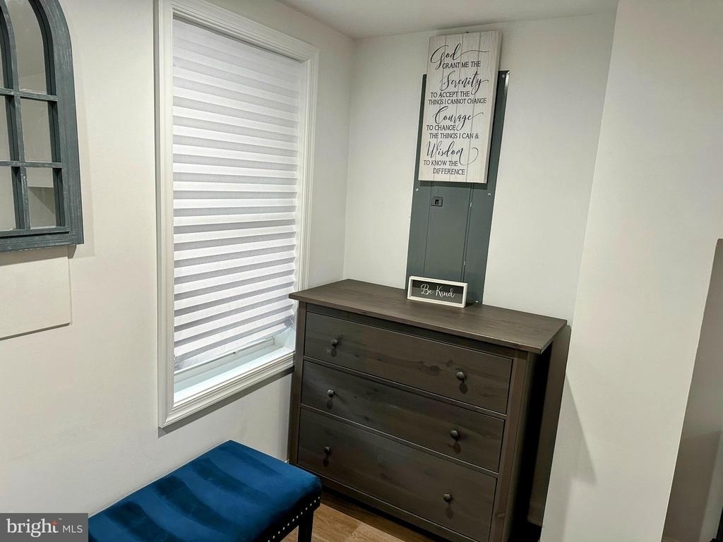 1529 N Bond Street - Photo 14