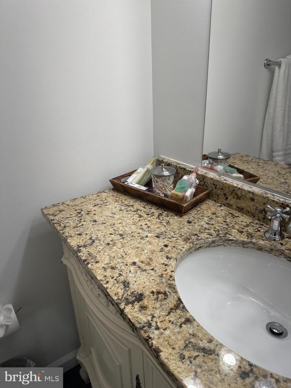 1529 N Bond Street - Photo 25