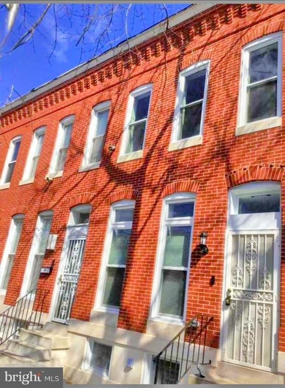 1529 N Bond Street - Photo 0