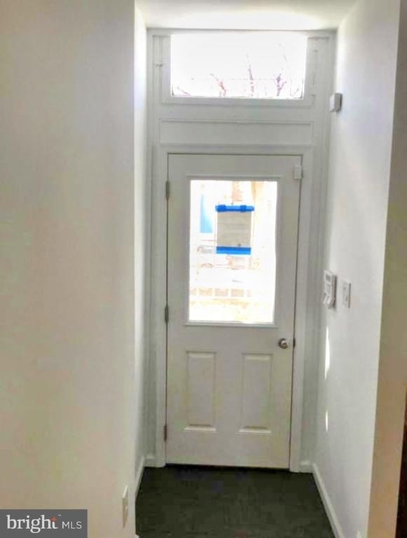 1529 N Bond Street - Photo 1
