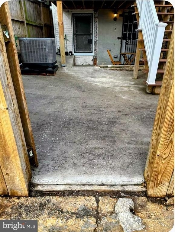 1529 N Bond Street - Photo 87