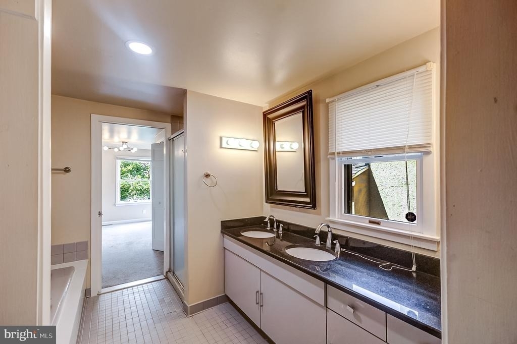 13 E Henrietta Street - Photo 16