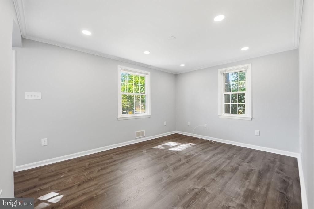 176 Carroll Road - Photo 4