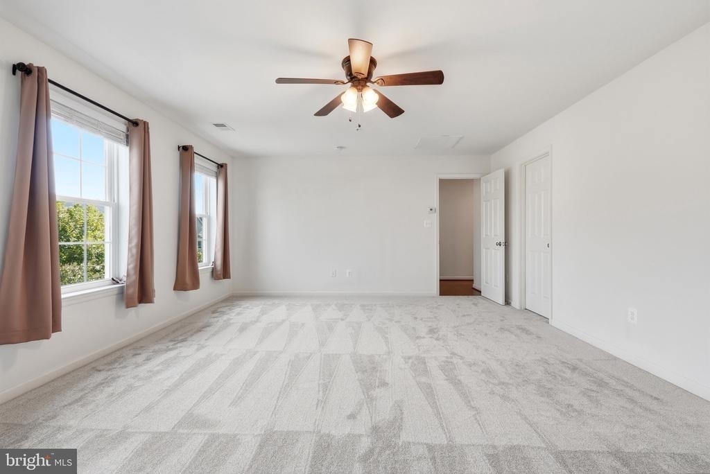 7906 Sibley Way - Photo 34