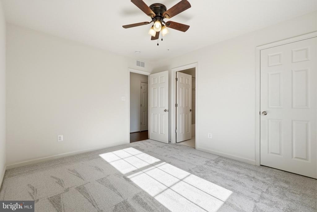 7906 Sibley Way - Photo 27