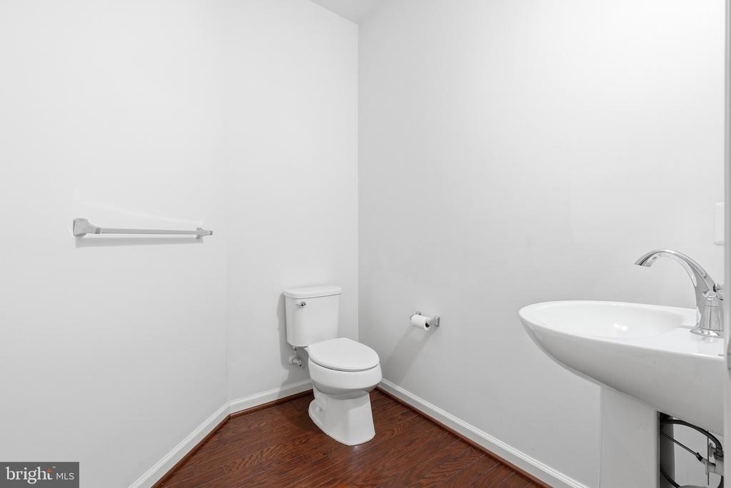 7906 Sibley Way - Photo 17