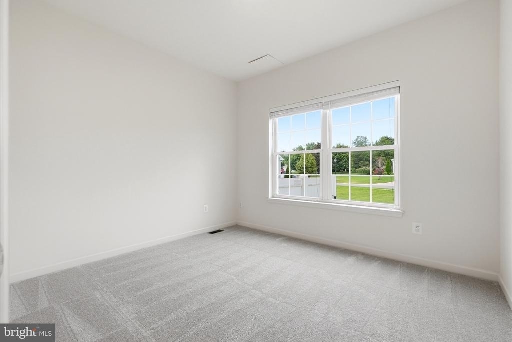 7906 Sibley Way - Photo 18