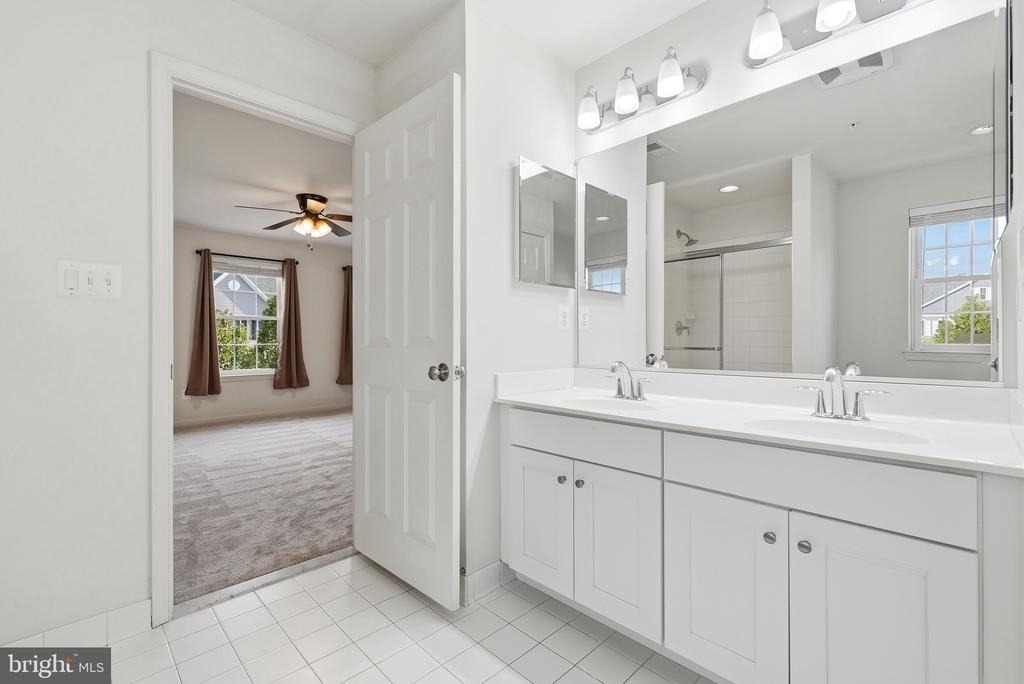 7906 Sibley Way - Photo 36