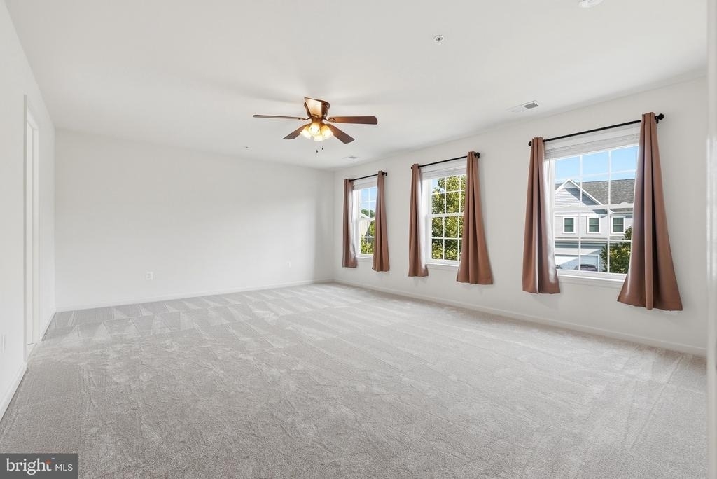 7906 Sibley Way - Photo 32