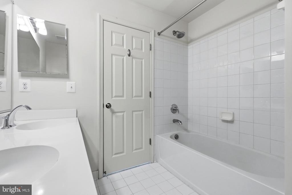 7906 Sibley Way - Photo 29