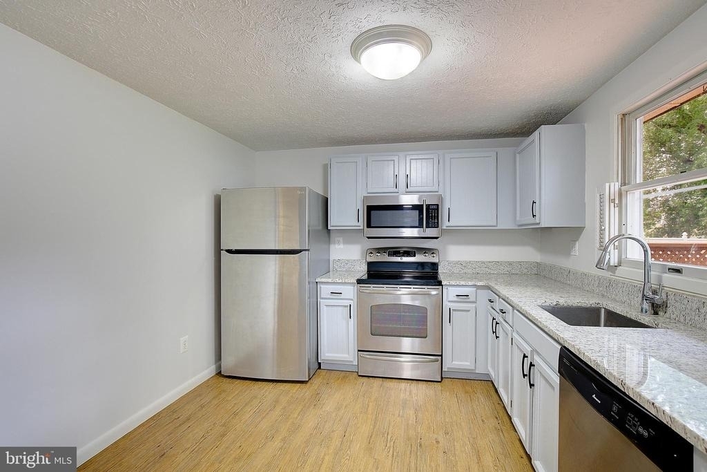 1623 Secretariat Drive - Photo 8