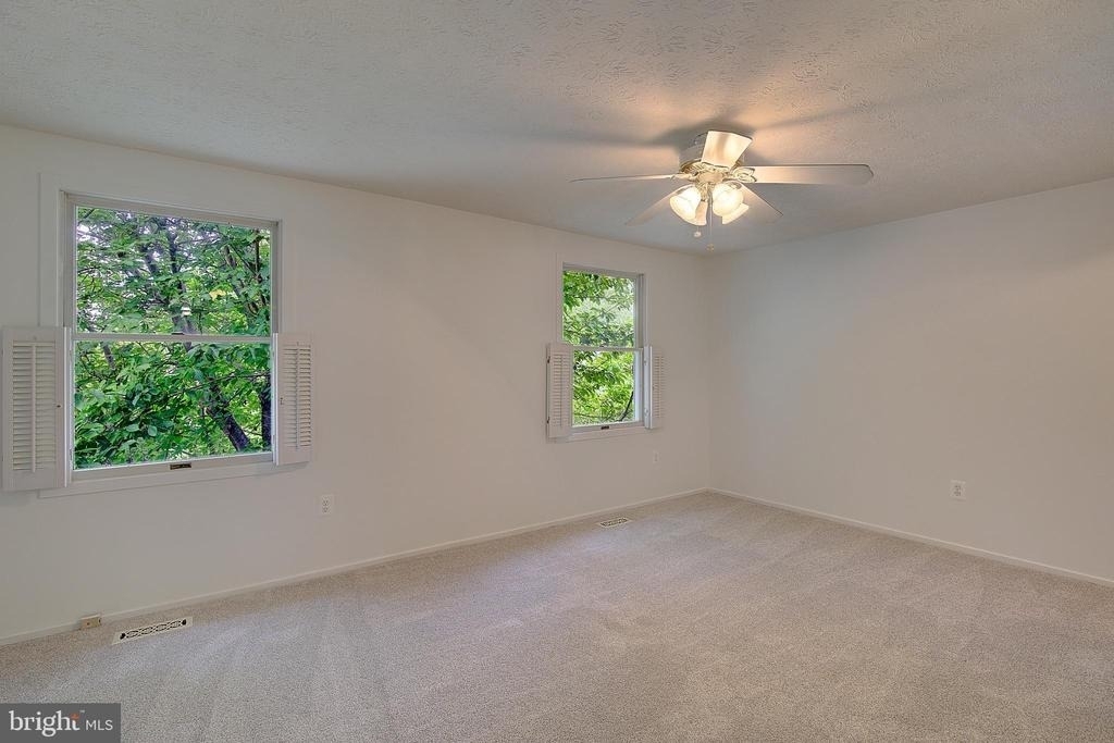 1623 Secretariat Drive - Photo 12