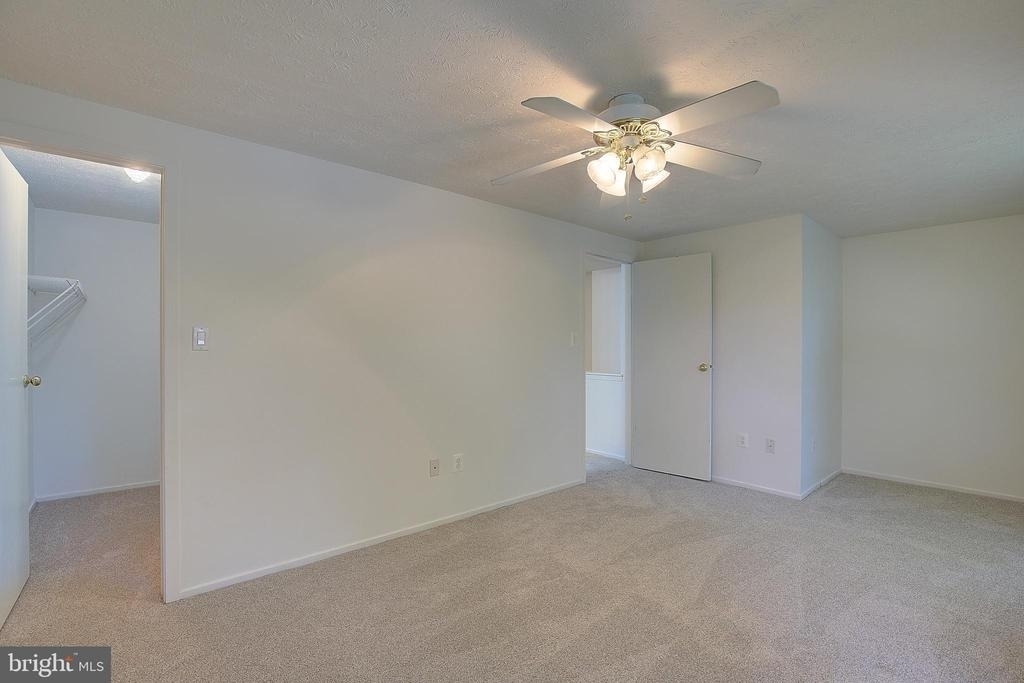 1623 Secretariat Drive - Photo 14