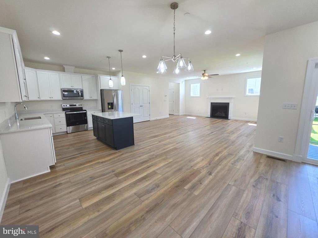 214 Chandler Street - Photo 14